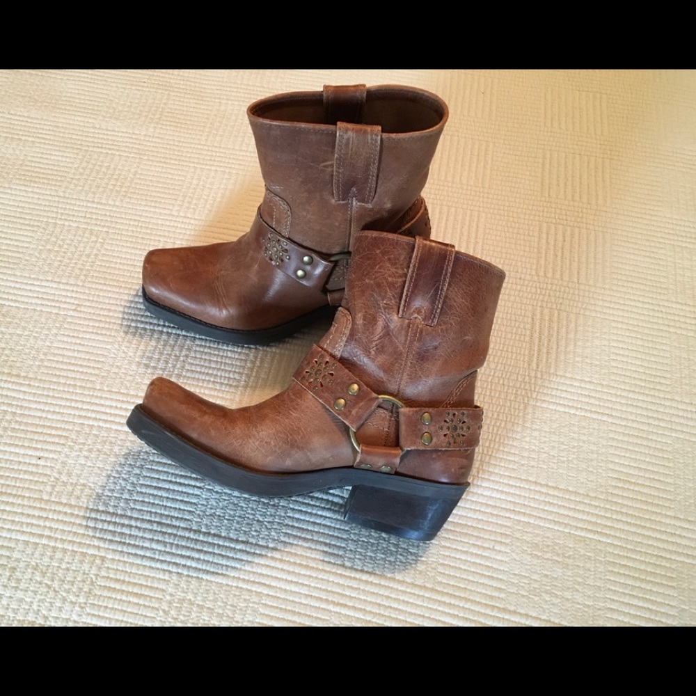 Rugged Short Boot